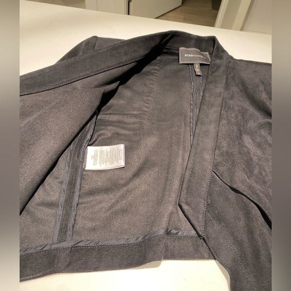 XS BCBG Maxazria short black blazer - Picture 5 of 10